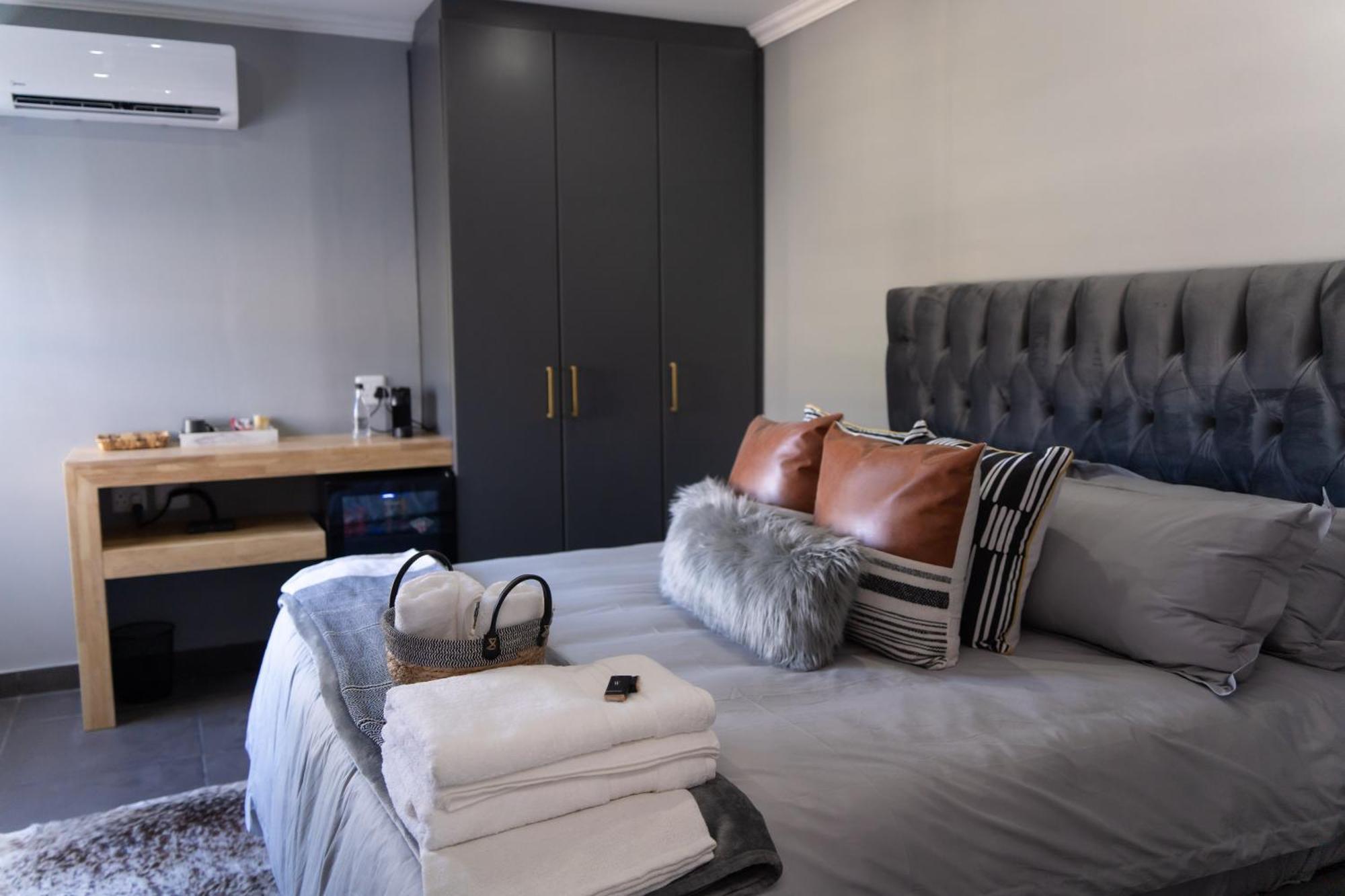Waterfront Boutique Hotel Vanderkloof 외부 사진